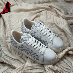 ونس کوچ سفید